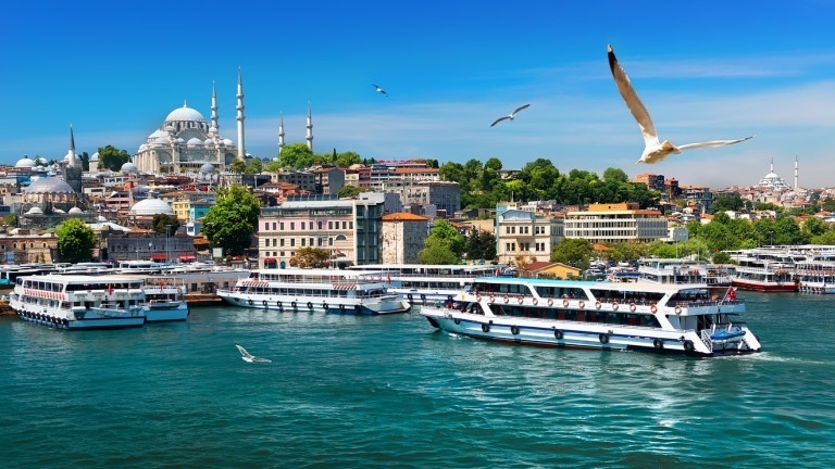 Турция се цели в 20 млрд. долара от туризъм през 2021 г.